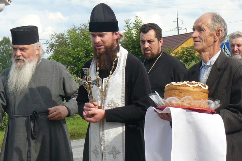 Idąc za rękę z Bogiem - relacja z pielgrzymki do Poczajowa