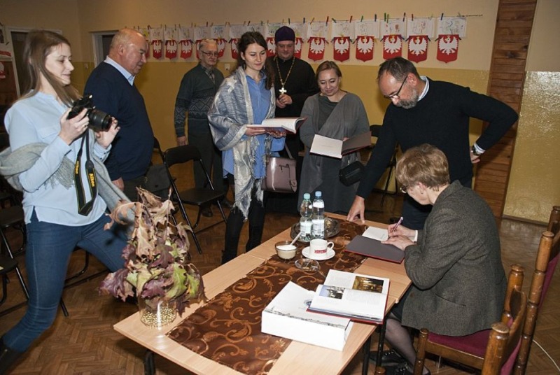 Sandomierz: Spotkanie autorskie z Anną Radziukiewicz