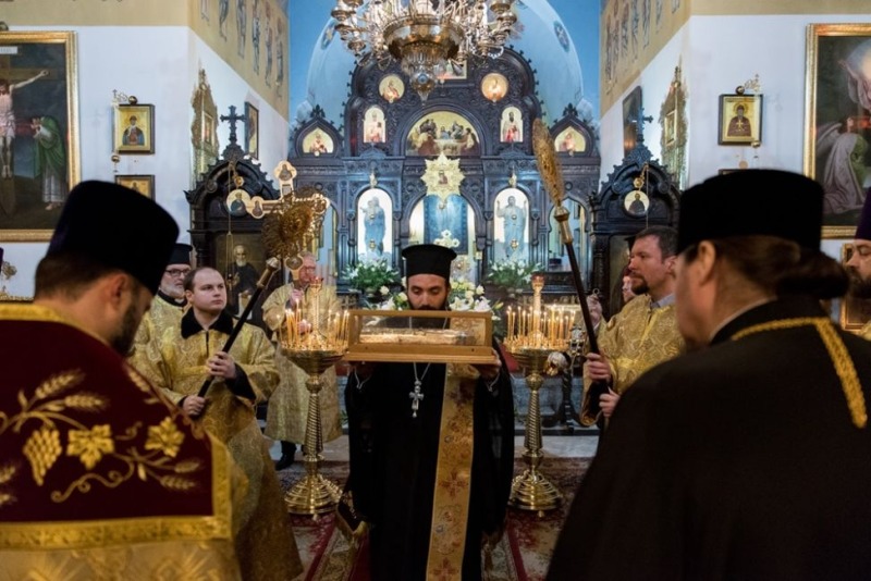Pobyt w Polsce relikwii św. Nektariusza 