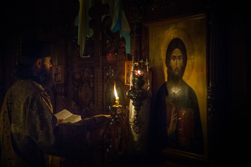 Supraśl: nocne nabożeństwo w dniu św. Spirydona