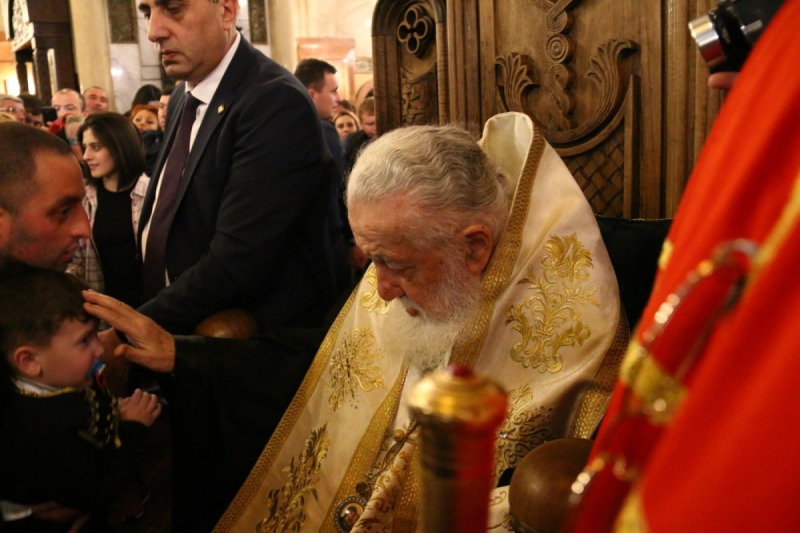 Kolejne 1000 dzieci zostało ochrzczonych przez Patriarchę Gruzji Eliasza