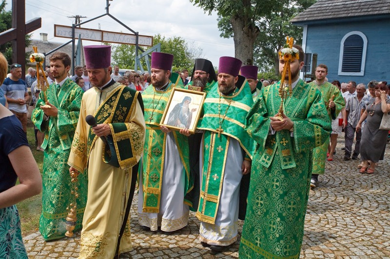 Świąteczna Hola