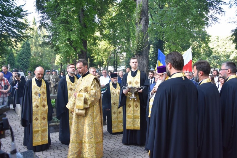Upamiętnienie ukraińskich żołnierzy na prawosławnym cmentarzu na Woli