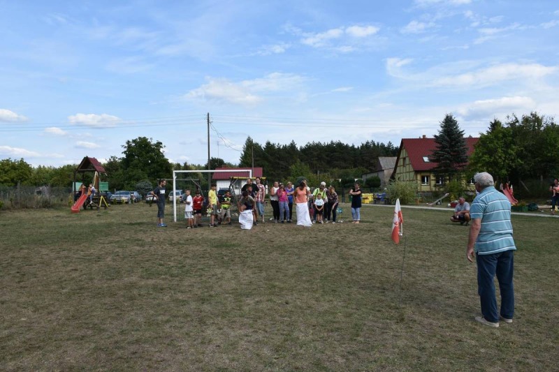 Piknik parafialny w Dolicach