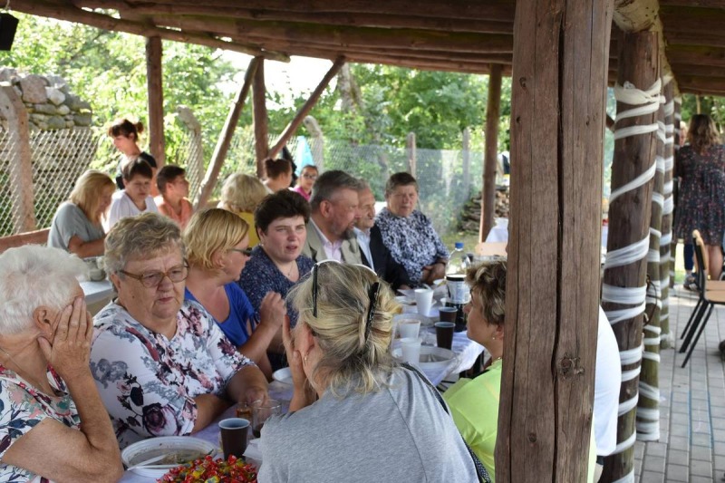 Piknik parafialny w Dolicach