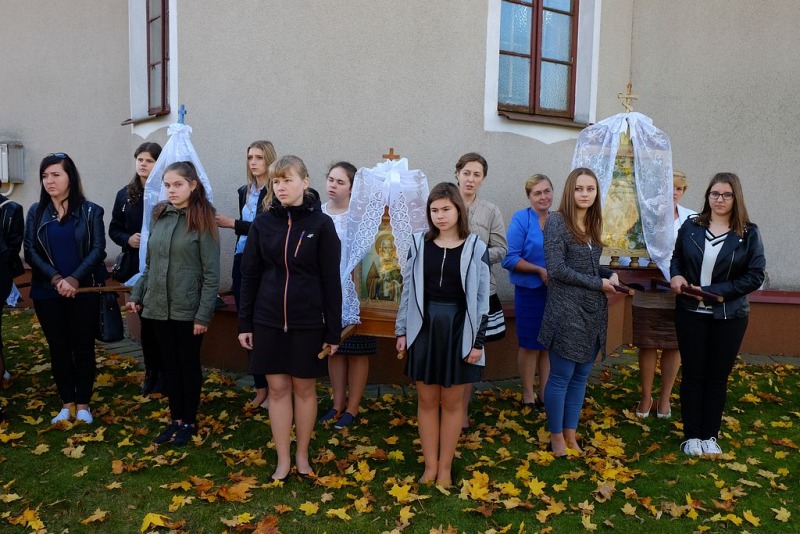 Uroczystości święta Opieki Matki Bożej w Nowym Dworze