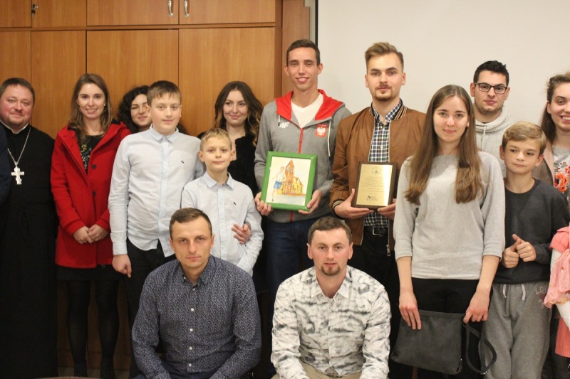 Patryk Dobek na spotkaniu z młodzieżą we Wrocławiu