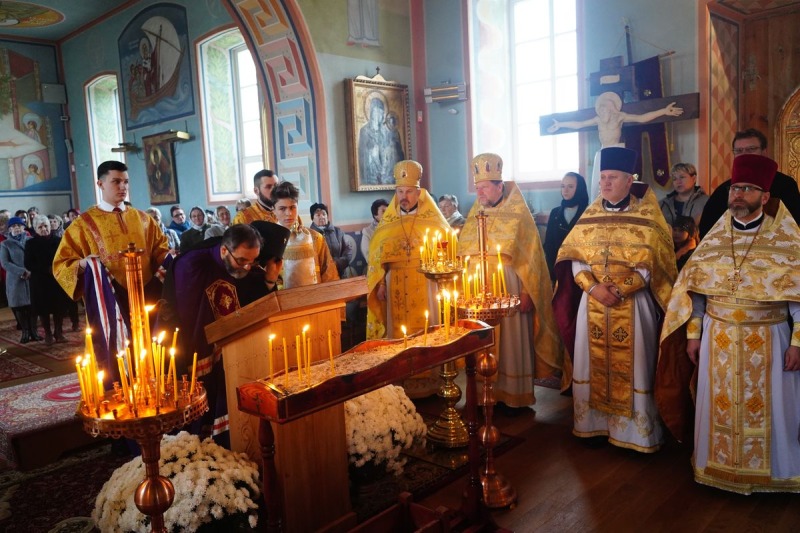 Wyświęcenie nowej polichromii w Topilcu