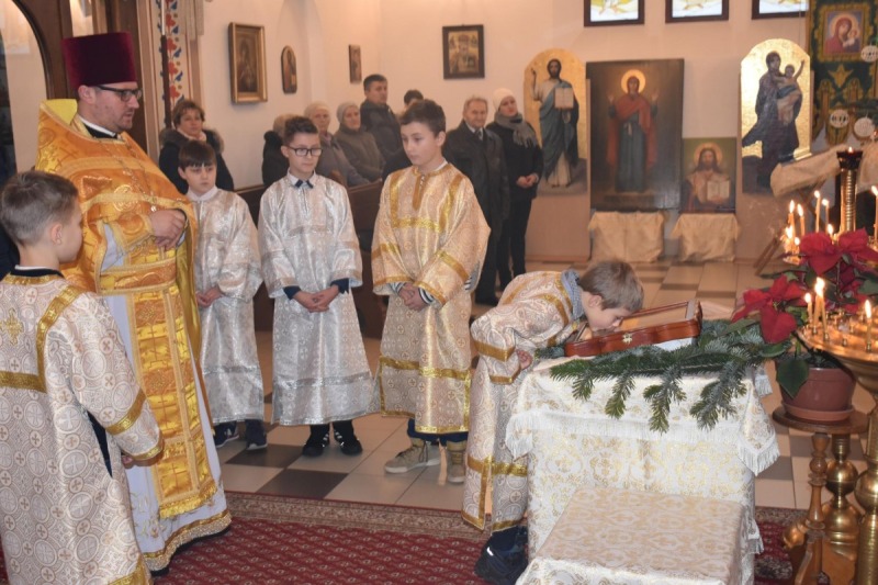Parafialne spotkanie przy choince w Stargardzie 