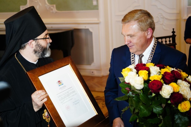 Arcybiskup Jakub Honorowym Obywatelem Miasta Białegostoku