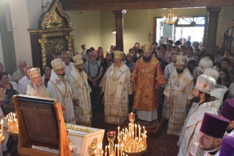 Ku czci śww. Męczenników ziemi Chełmskiej i Podlaskiej.