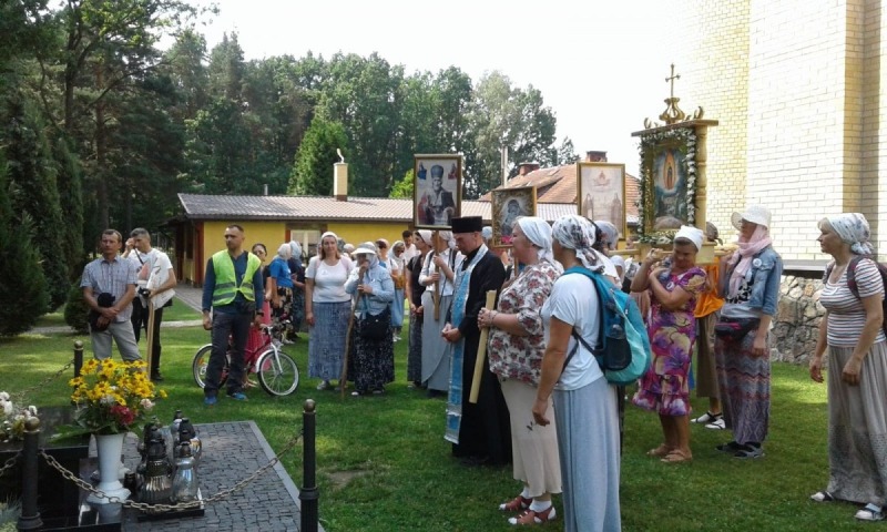 Wyruszyła VII piesza pielgrzymka z Hajnówki do Poczajowa