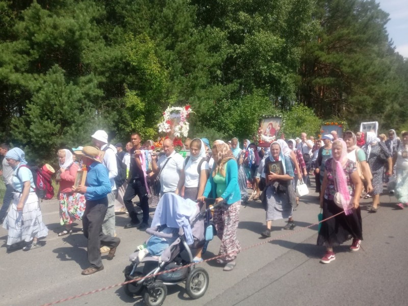 W drodze na Górę Poczajowską