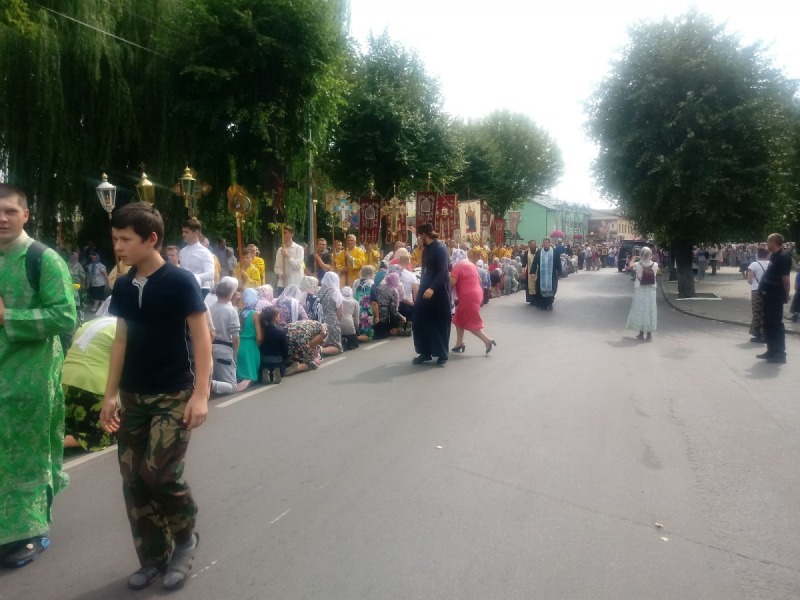 W drodze na Górę Poczajowską