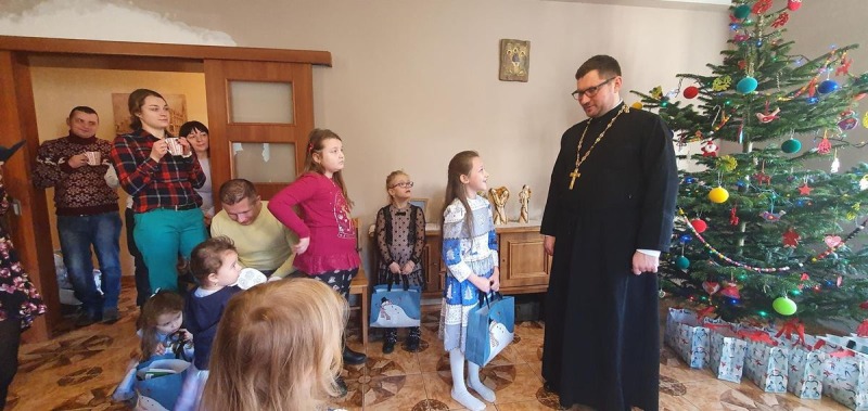 Stargard: święta i choinka parafialna