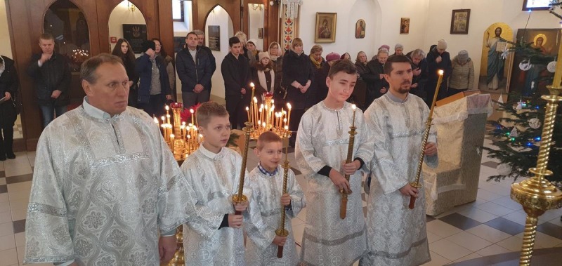 Stargard: święta i choinka parafialna