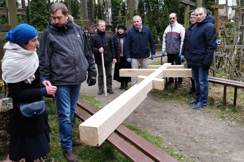 Poświęcenie krzyża na Grabarce