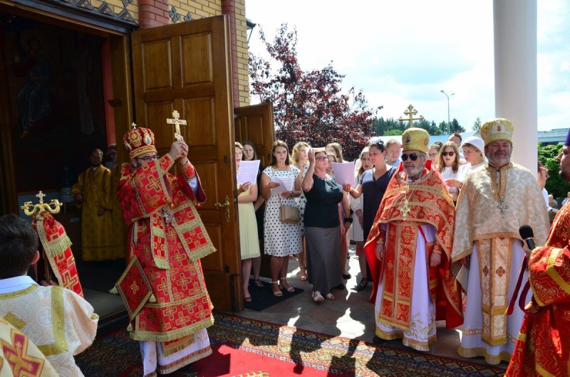 Świętego Wielkiego Męczennika i Uzdrowiciela Pantelejmona