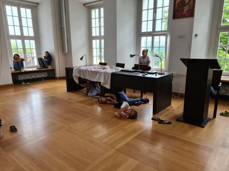 Warsztaty dla dzieci i młodzieży z parafii w Topilcu w Akademii Supraskiej