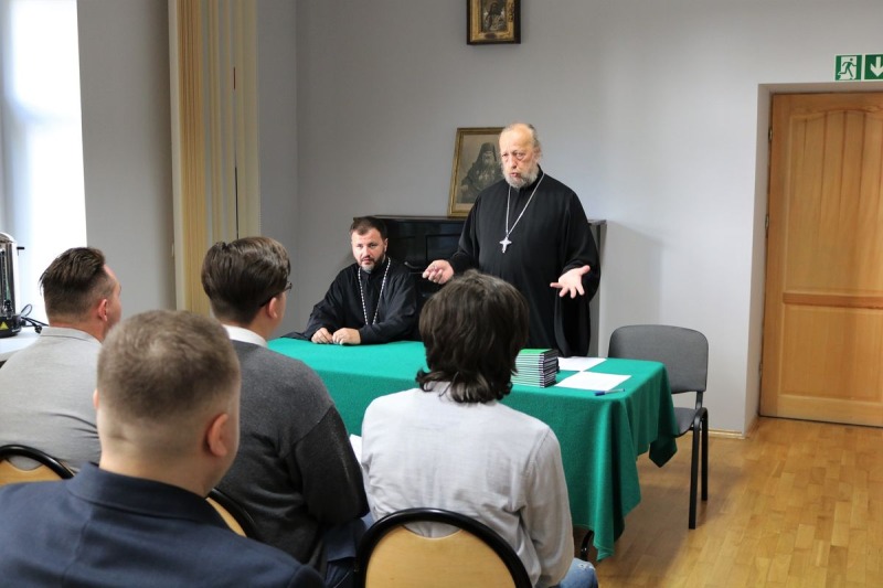 Studenci powrócili do warszawskiego Seminarium