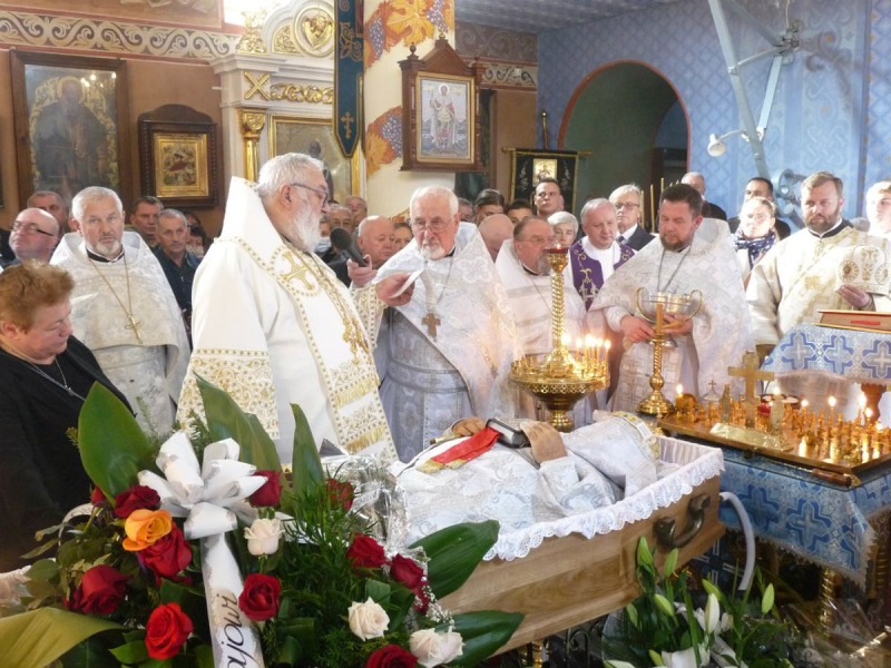 Pogrzeb ks. mitrata Mikołaja Mielniczuka