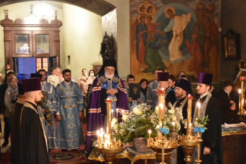 Lubelskiej Ikony Matki Bożej – Całonocne Czuwanie