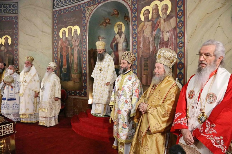 Intronizacja nowego serbskiego patriarchy Porfiriusza