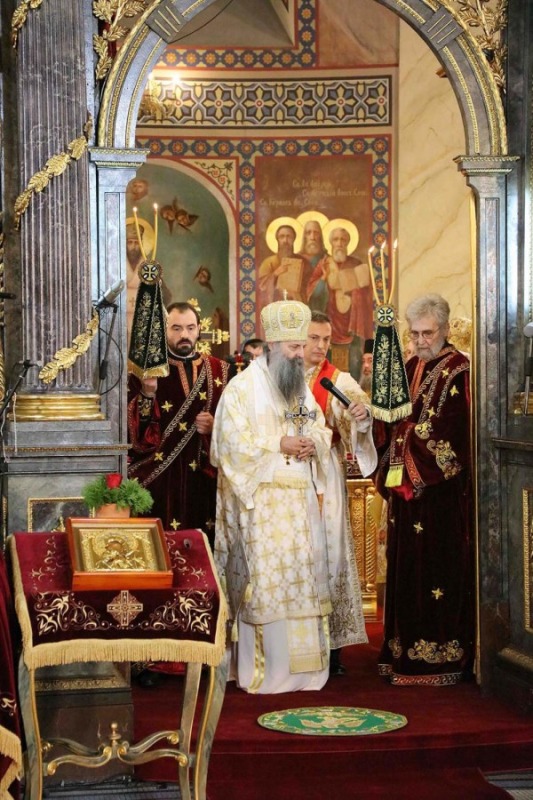 Intronizacja nowego serbskiego patriarchy Porfiriusza
