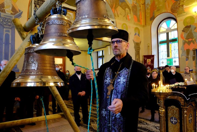 Nowe dzwony w ostrowskiej parafii
