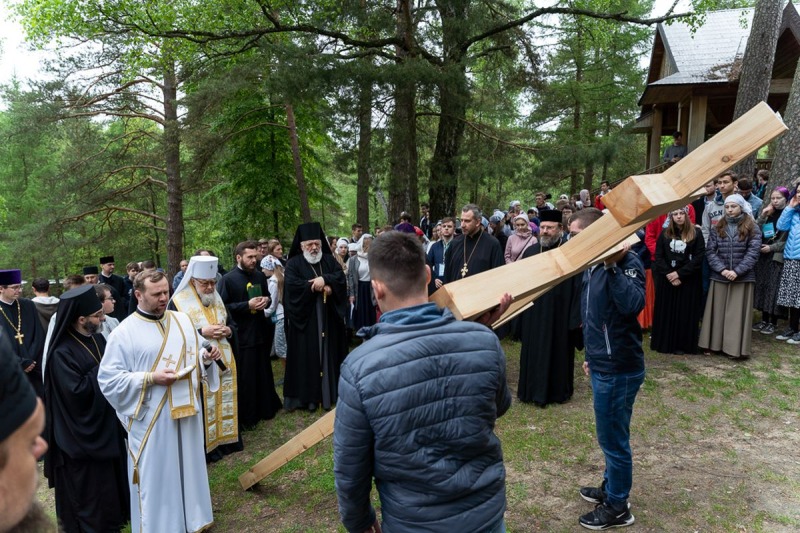 Paschalna pielgrzymka młodzieży na św. Górę Grabarkę