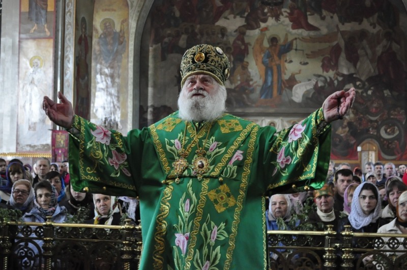 Modlitwy odmawiane na kolanach w święto Pięćdziesiątnicy