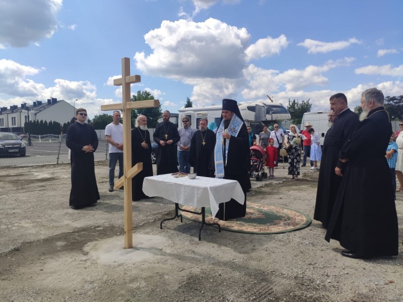 Uroczystości oświęcenia krzyża i placu pod budowę Cerkwi w Opolu