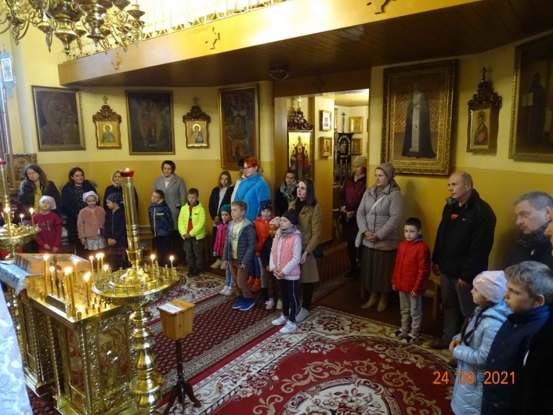 Spowiedź pierwszoklasistów w białostockiej parafii Wszystkich Świętych