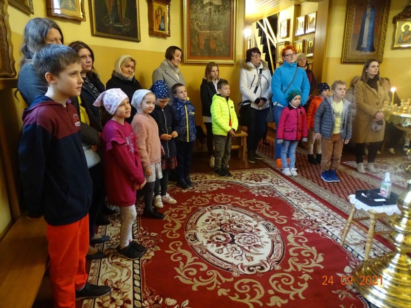 Spowiedź pierwszoklasistów w białostockiej parafii Wszystkich Świętych