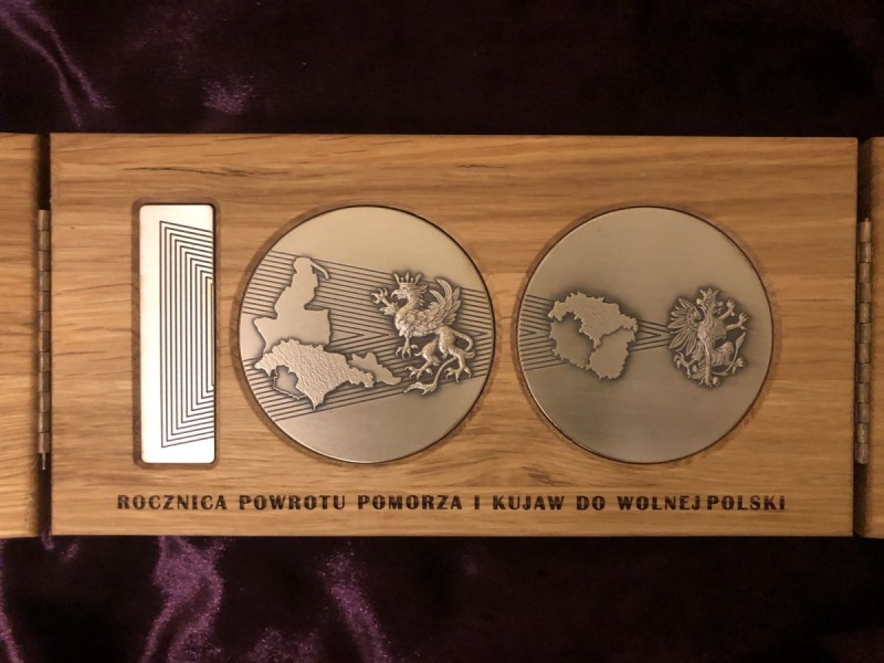 Medal okolicznościowy dla parafii w Toruniu