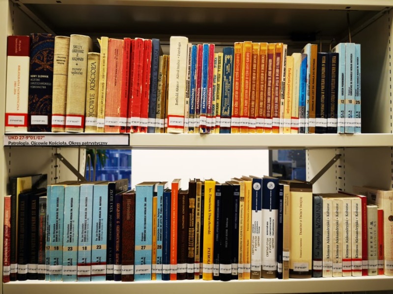 Bożonarodzeniowa biblioteczka