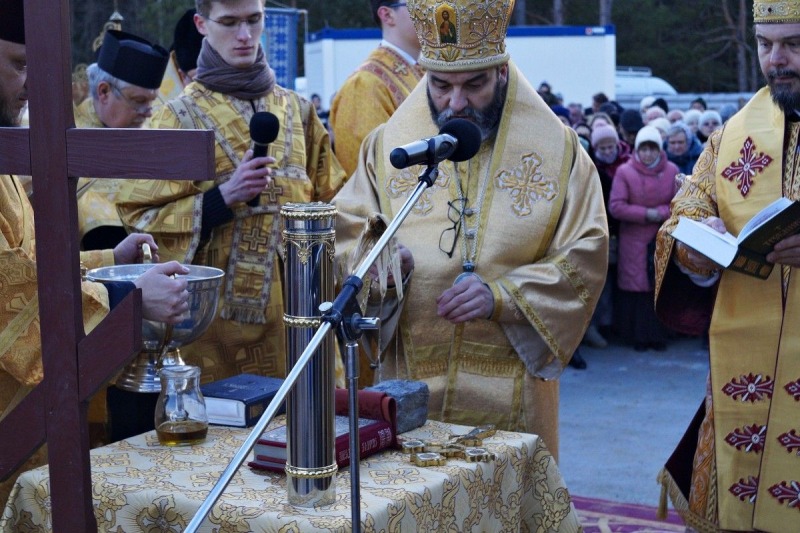 Poświęcenie kamienia węgielnego pod budowę cerkwi w Karakulach