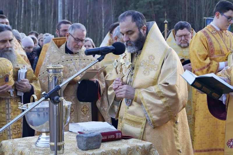 Poświęcenie kamienia węgielnego pod budowę cerkwi w Karakulach