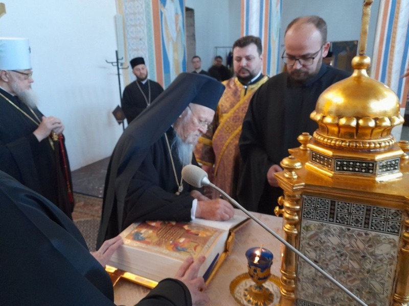 Patriarcha Bartłomiej I w warszawskiej świątyni  Hagia Sophia