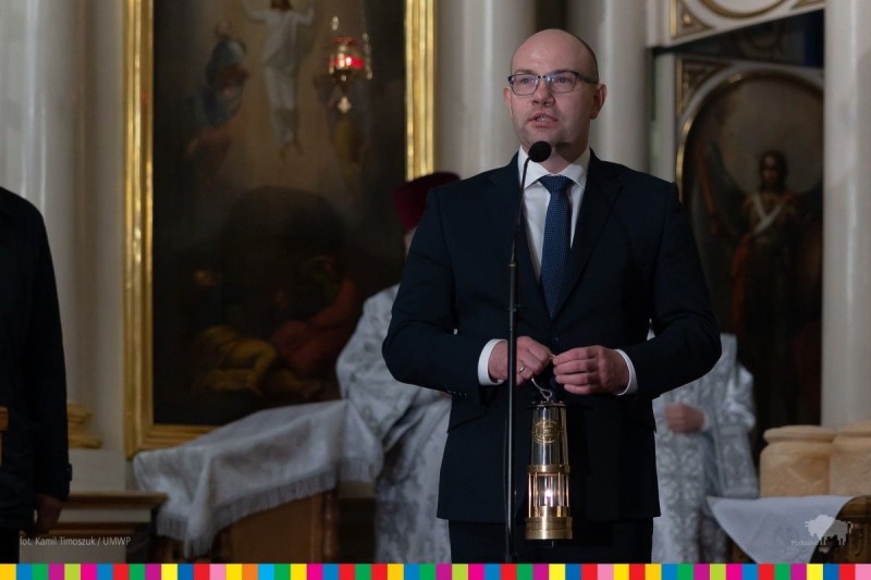 Ogień z Jerozolimy przywieziono do Białegostoku