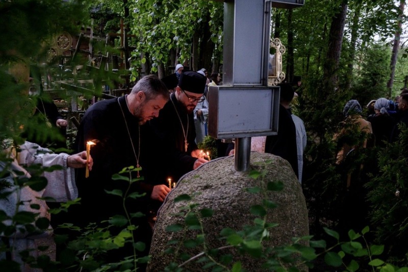 Paschalna pielgrzymka młodzieży na św. Górę Grabarkę