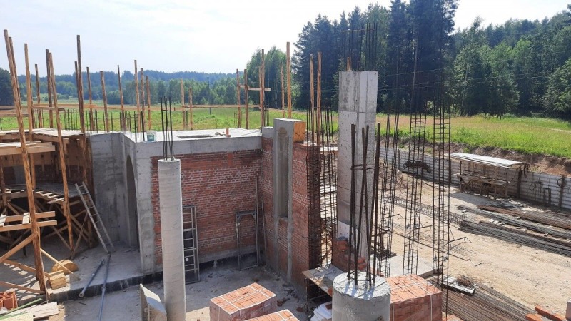 Postępy w budowie cerkwi w Karakulach