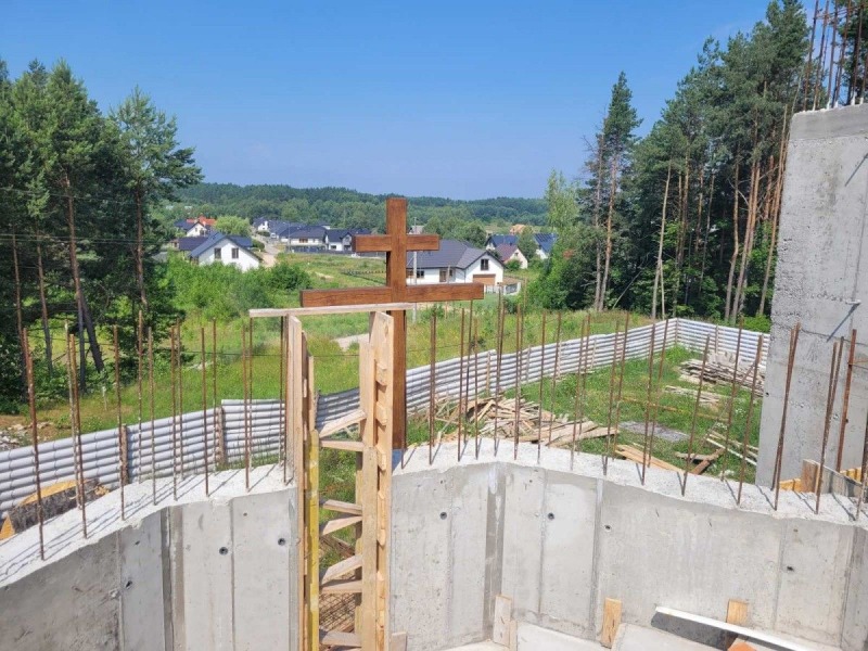 Postępy w budowie cerkwi w Karakulach