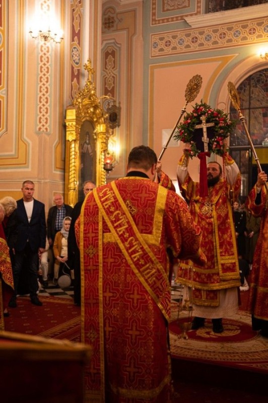 Święto Podwyższenia Krzyża w stołecznej katedrze