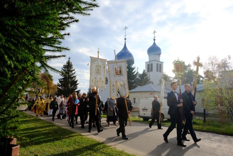 Poświęcenie Kaplicy Świętych Niewiast Niosących Wonności w Jacznie