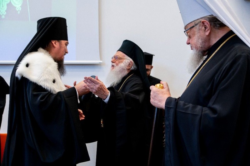 Arcybiskup Anastazy Doktorem Honoris Causa ChAT