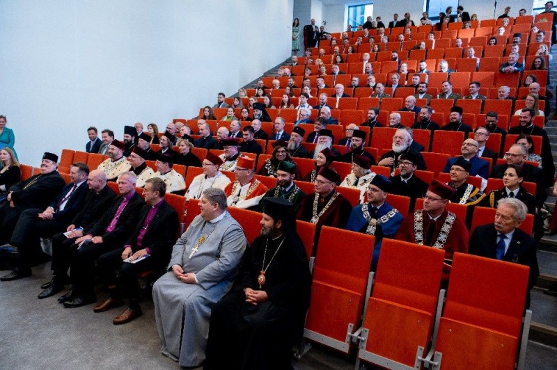 Arcybiskup Anastazy Doktorem Honoris Causa ChAT