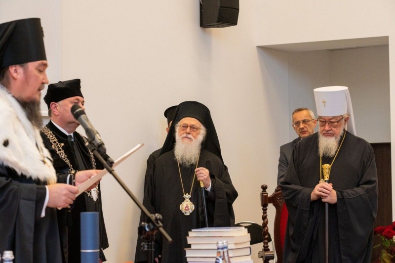 Życie w Chrystusie w wieloreligijnej społeczności globalnej