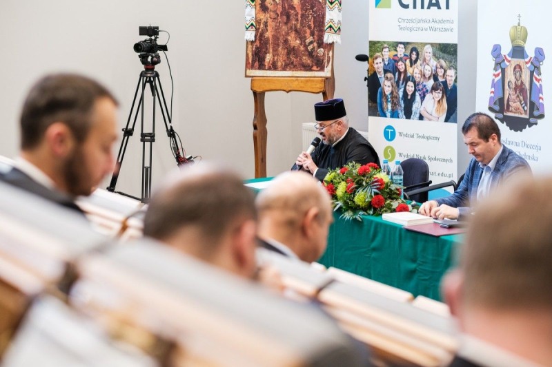 Dążenia do jedności chrześcijan a obrona tożsamości eklezjalnej w perspektywie historycznej