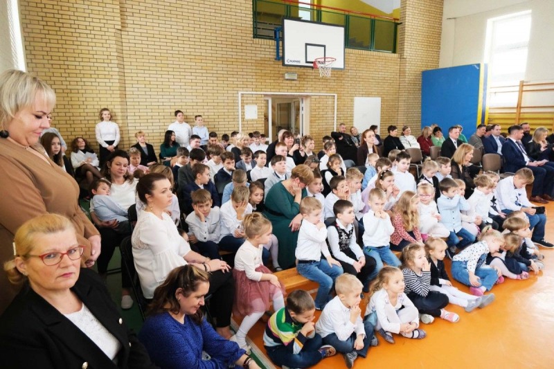 Poświęcenie szkoły w Studziankach